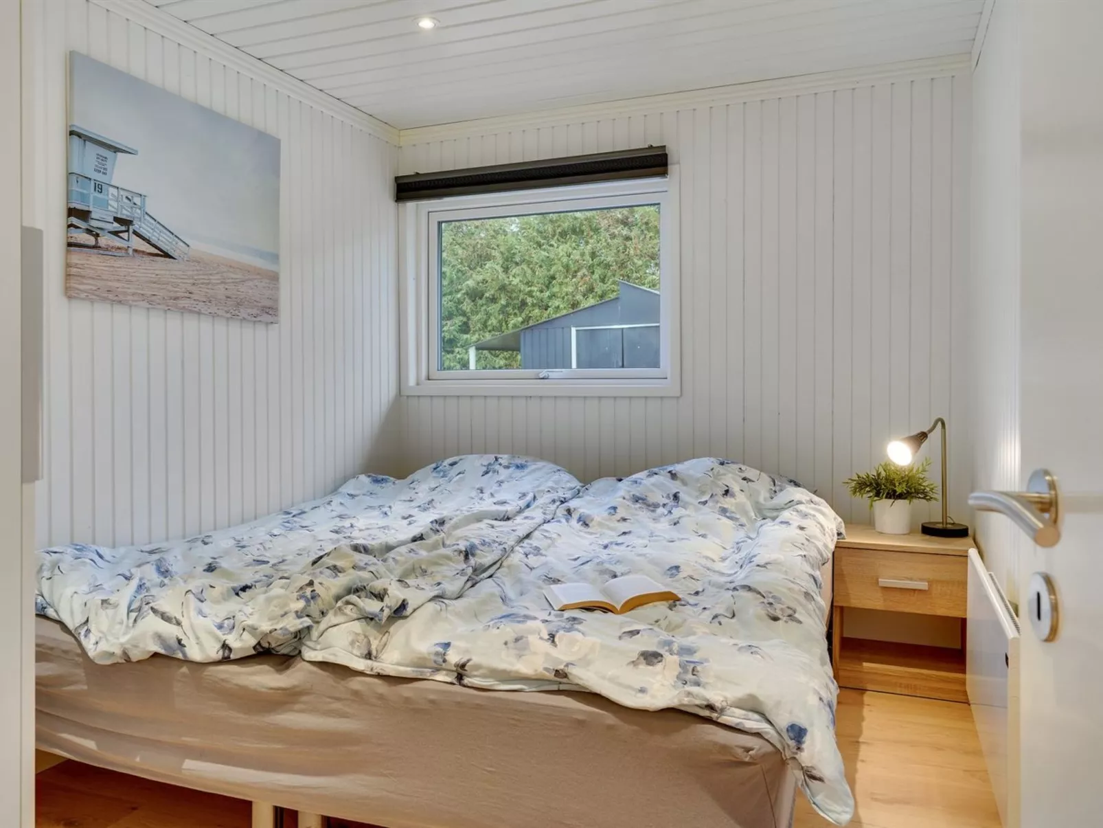 "Nina" - 700m to the fjord-Inside