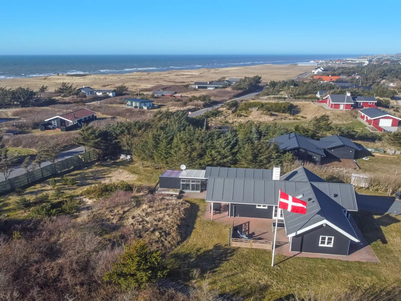 "Tilda" - 275m from the sea-Outside