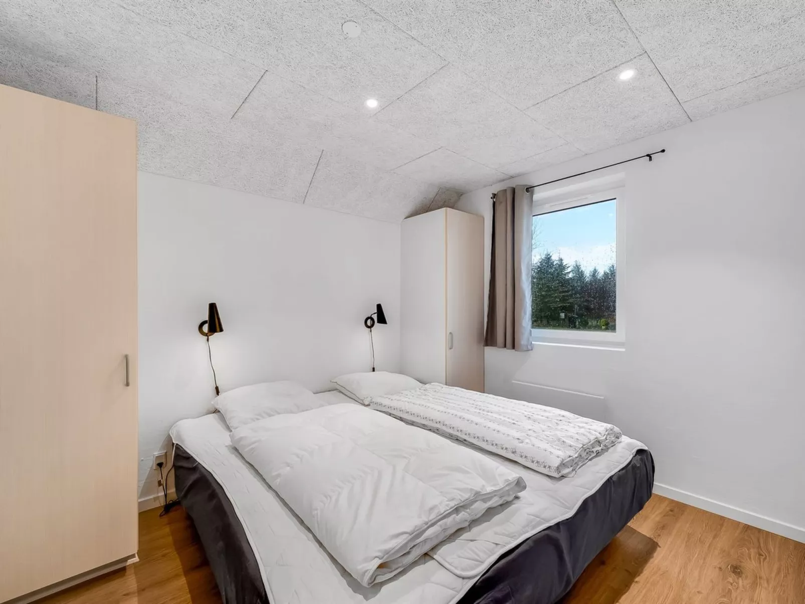 "Thana" - 1.4km from the sea-Dedans