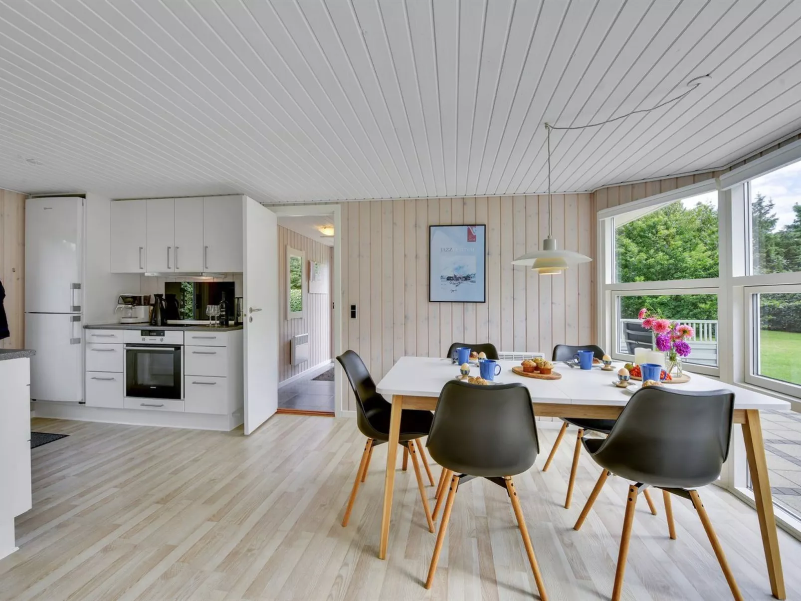 "Anabella" - 400m to the fjord-Dedans