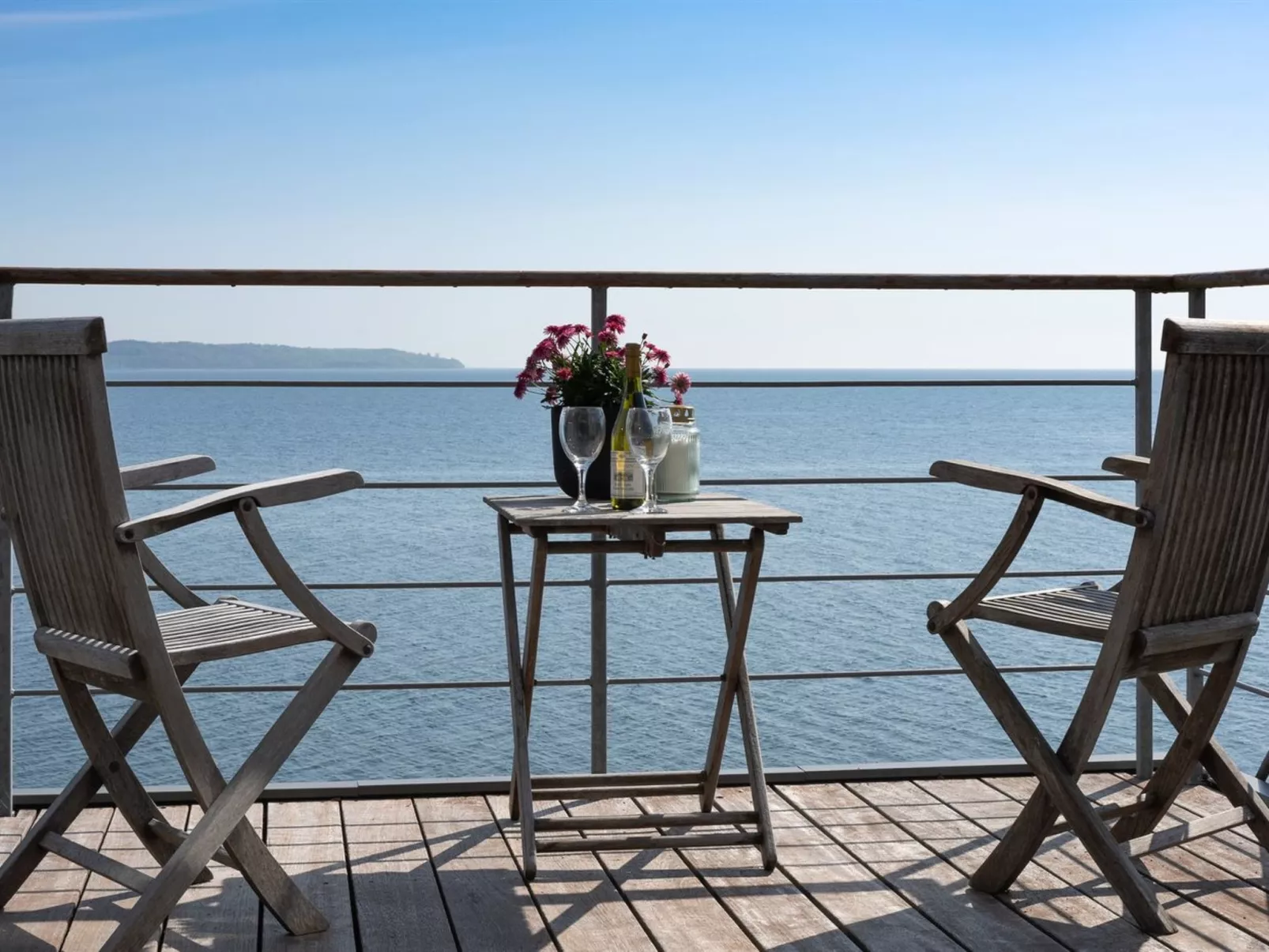 "Herewardus" - 10m to the fjord-Draußen