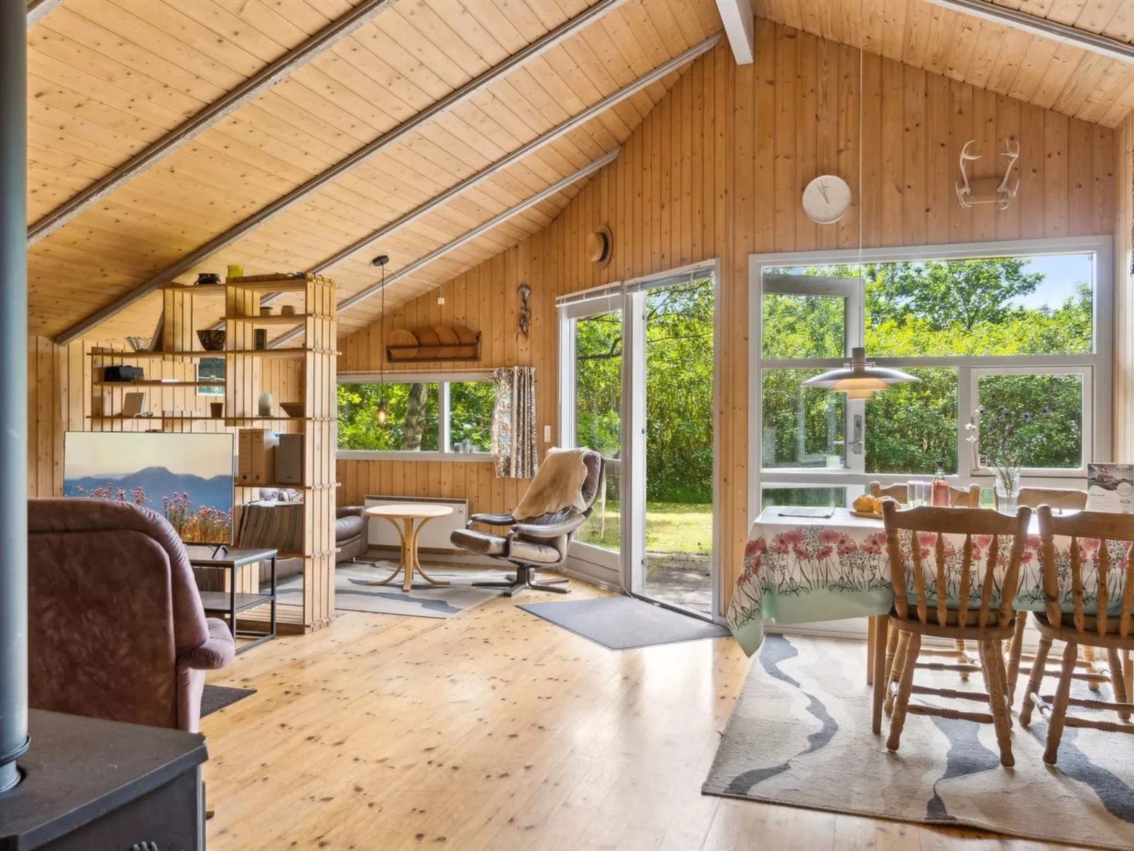 "Kerrin" - 300m from the sea-Inside