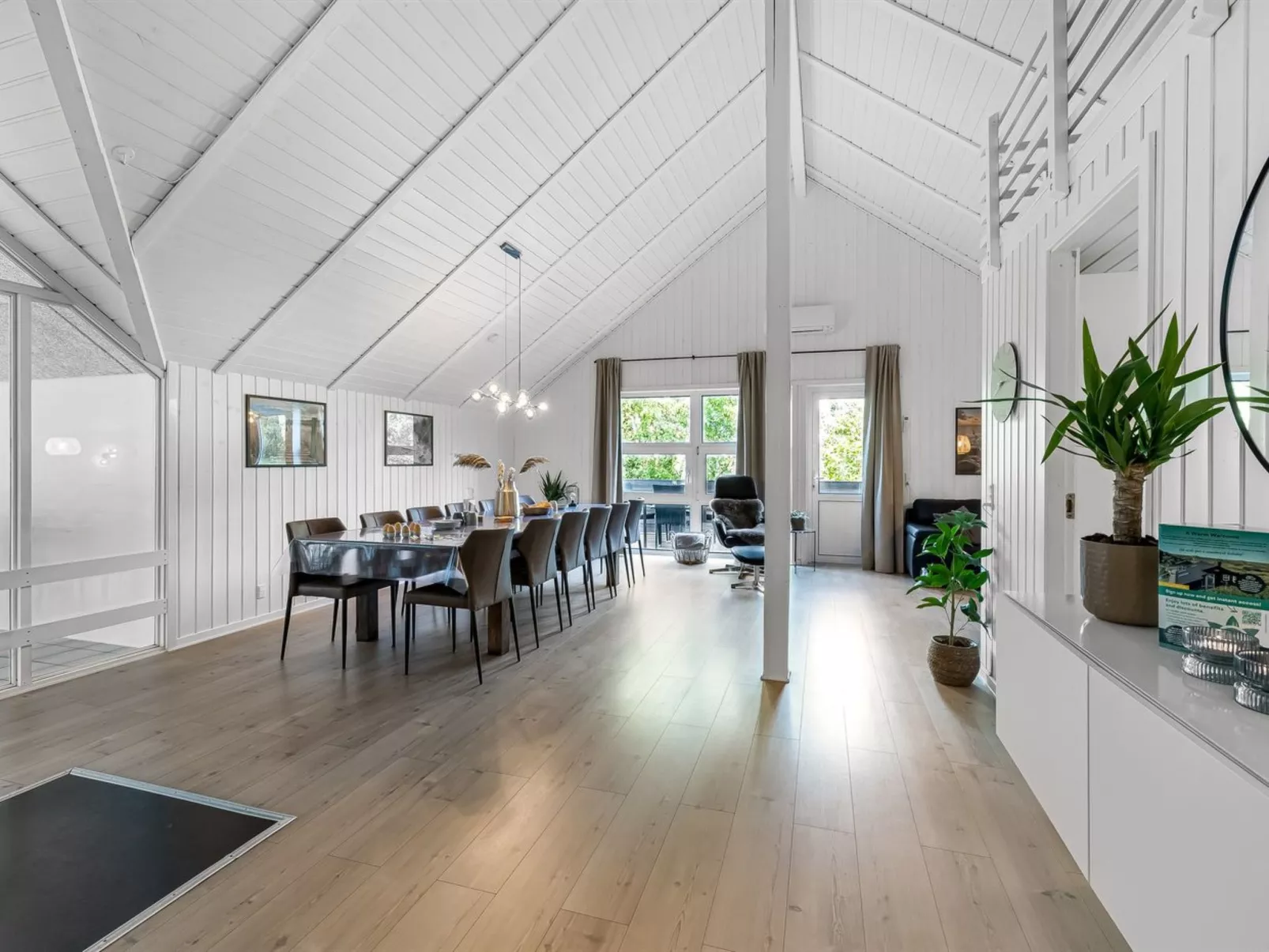 "Sylvi" - 1.7km from the sea-Dedans