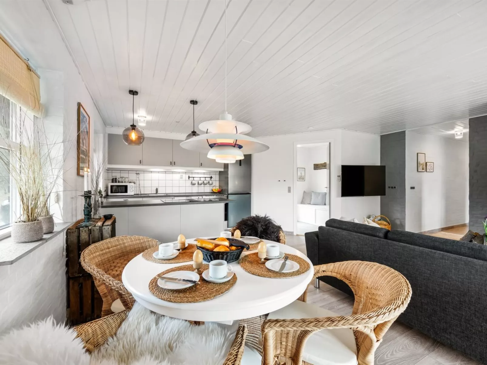 "Roswitha" - 1.5km from the sea-Inside