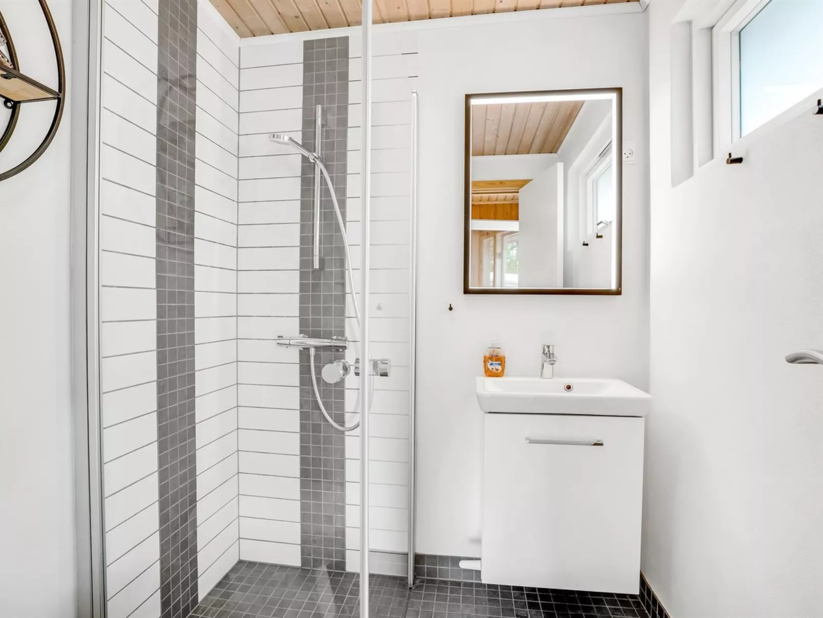 "Sverker" - 300m from the sea-Dedans