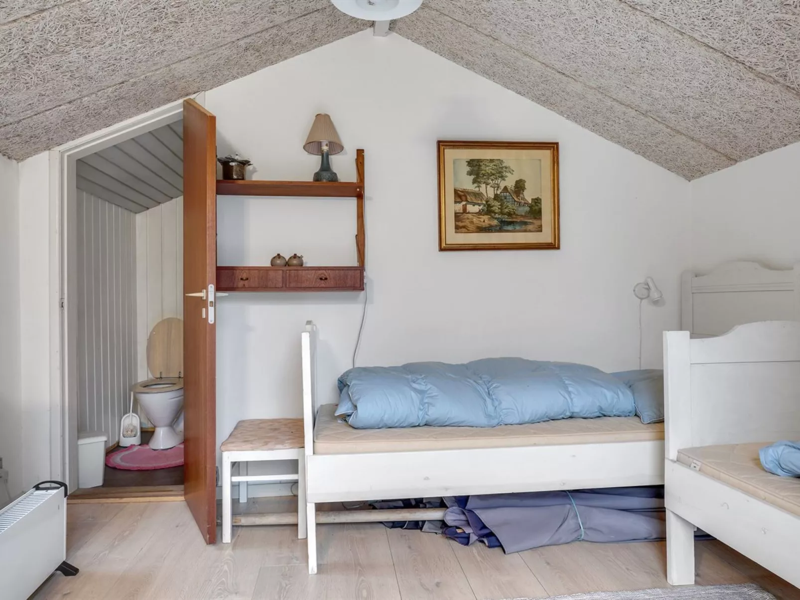 "Flugha" - 500m to the fjord-Dedans