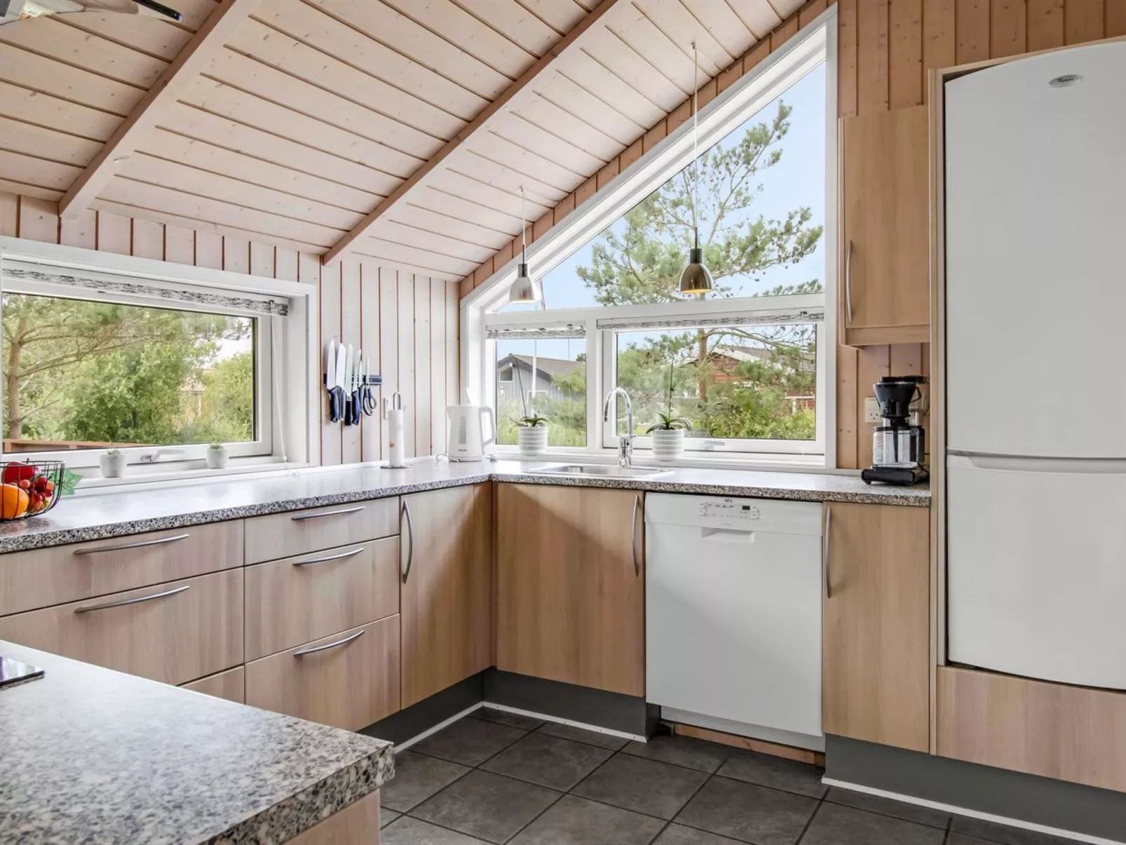 "Svenny" - 800m from the sea-Dedans