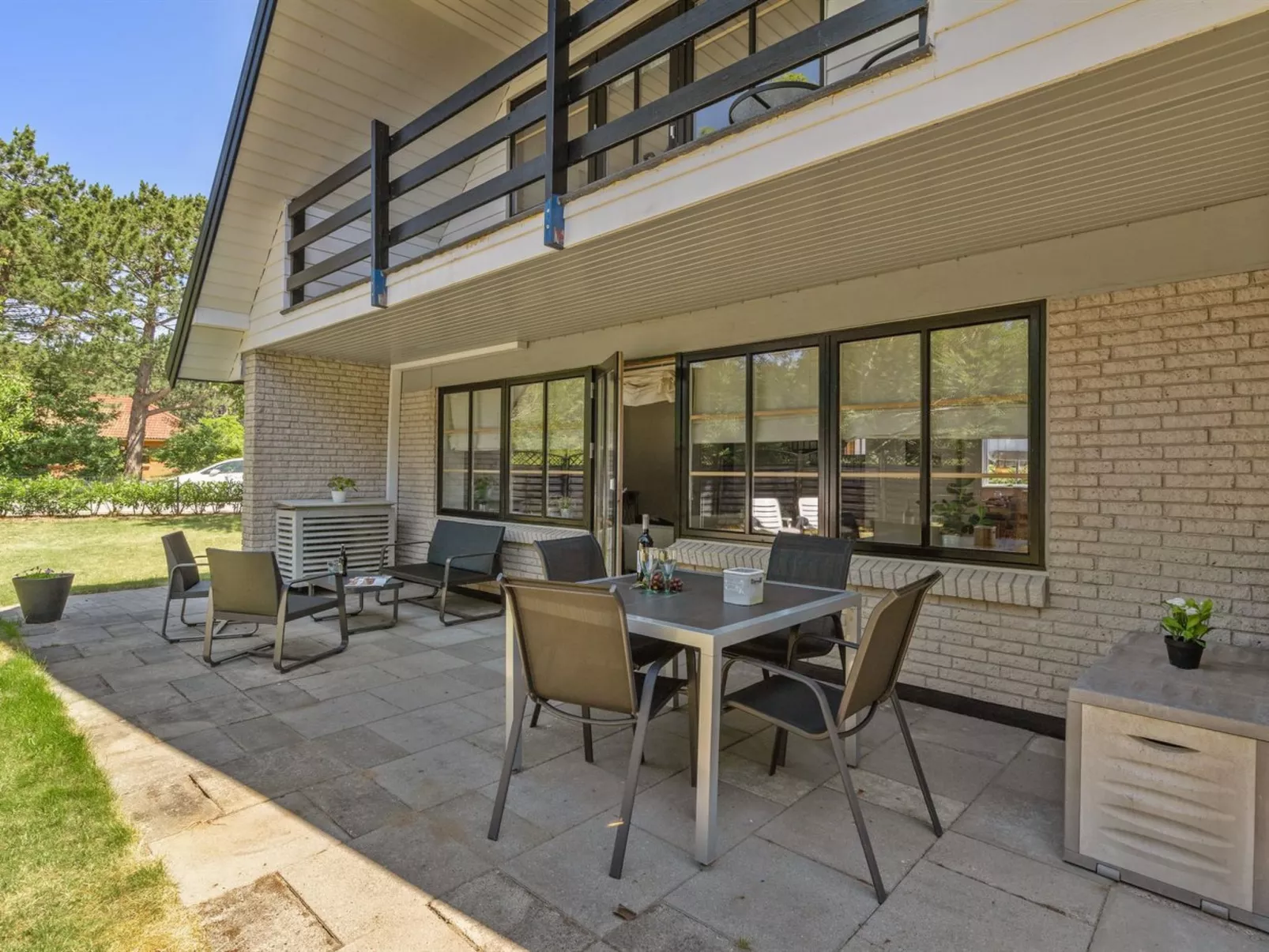 "Marka" - 2.5km from the sea-Outside