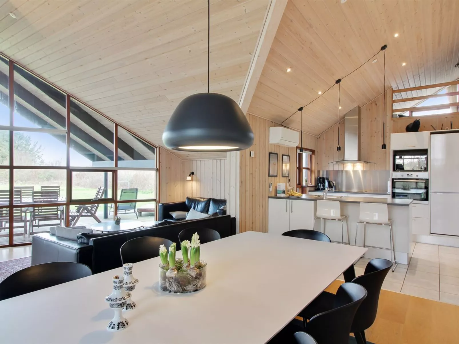 "Harri" - 850m from the sea-Dedans