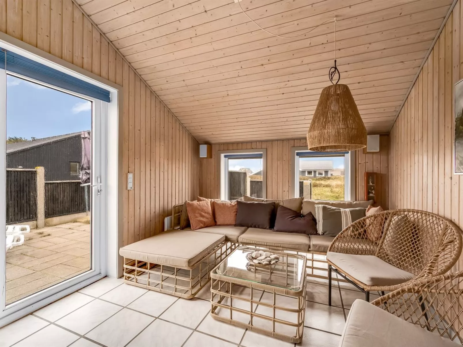 "Elnur" - 100m from the sea-Inside