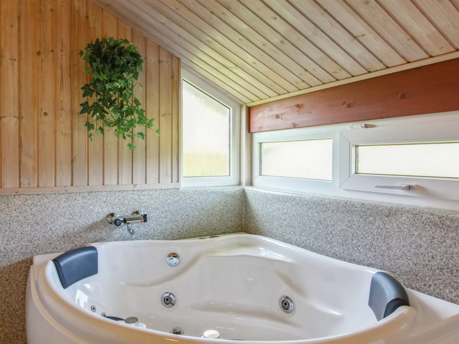 "Menka" - 1.3km from the sea-Drinnen