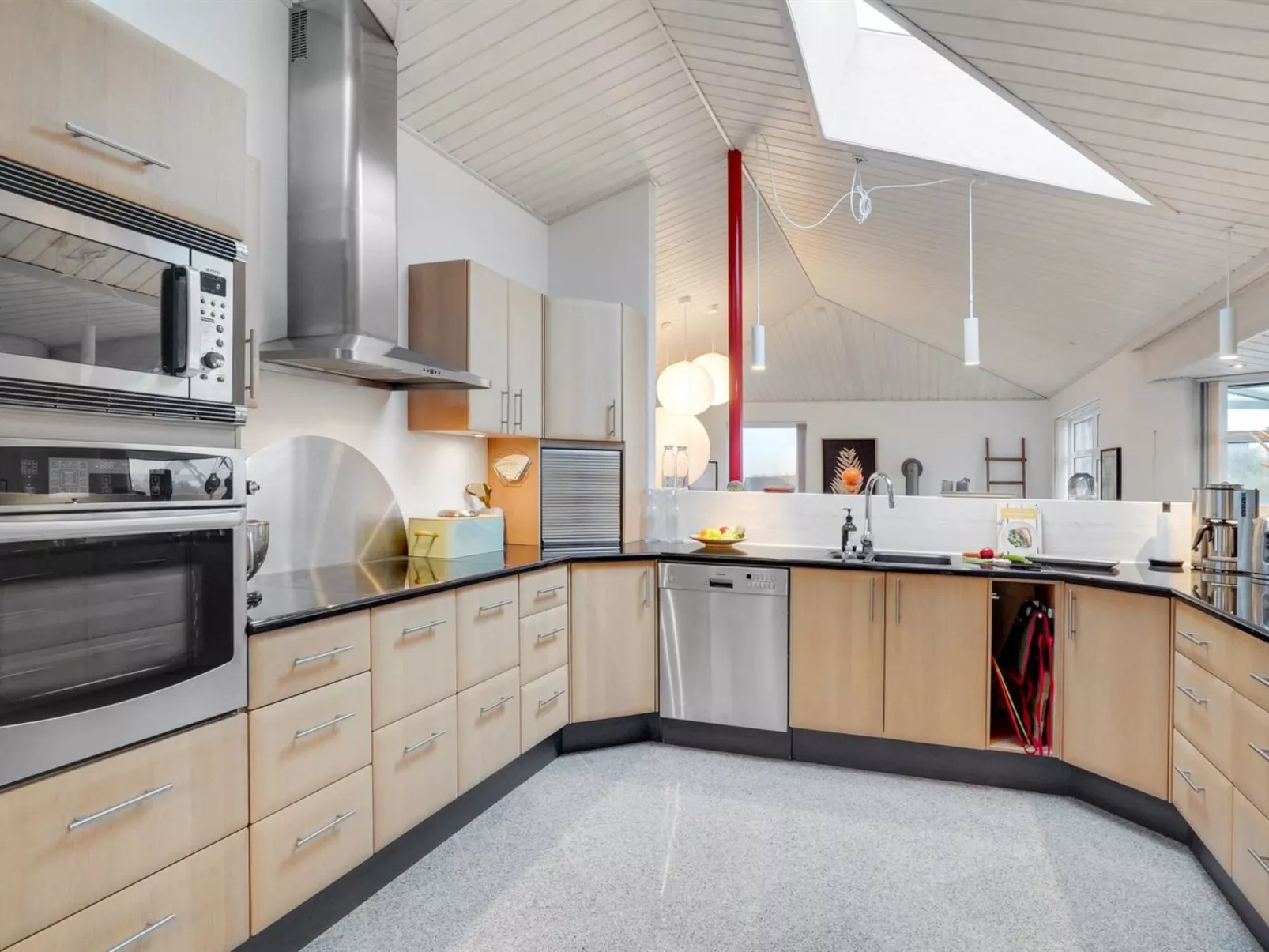 "Fris" - 100m from the sea-Inside