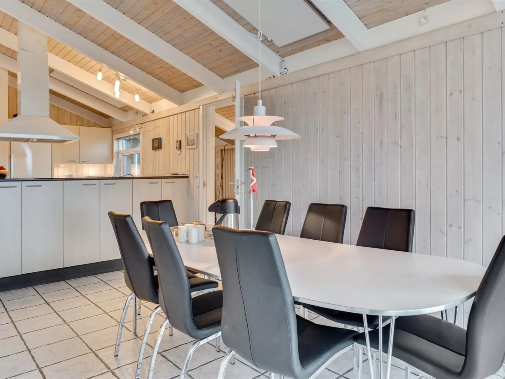 "Rik" - 350m from the sea-Drinnen