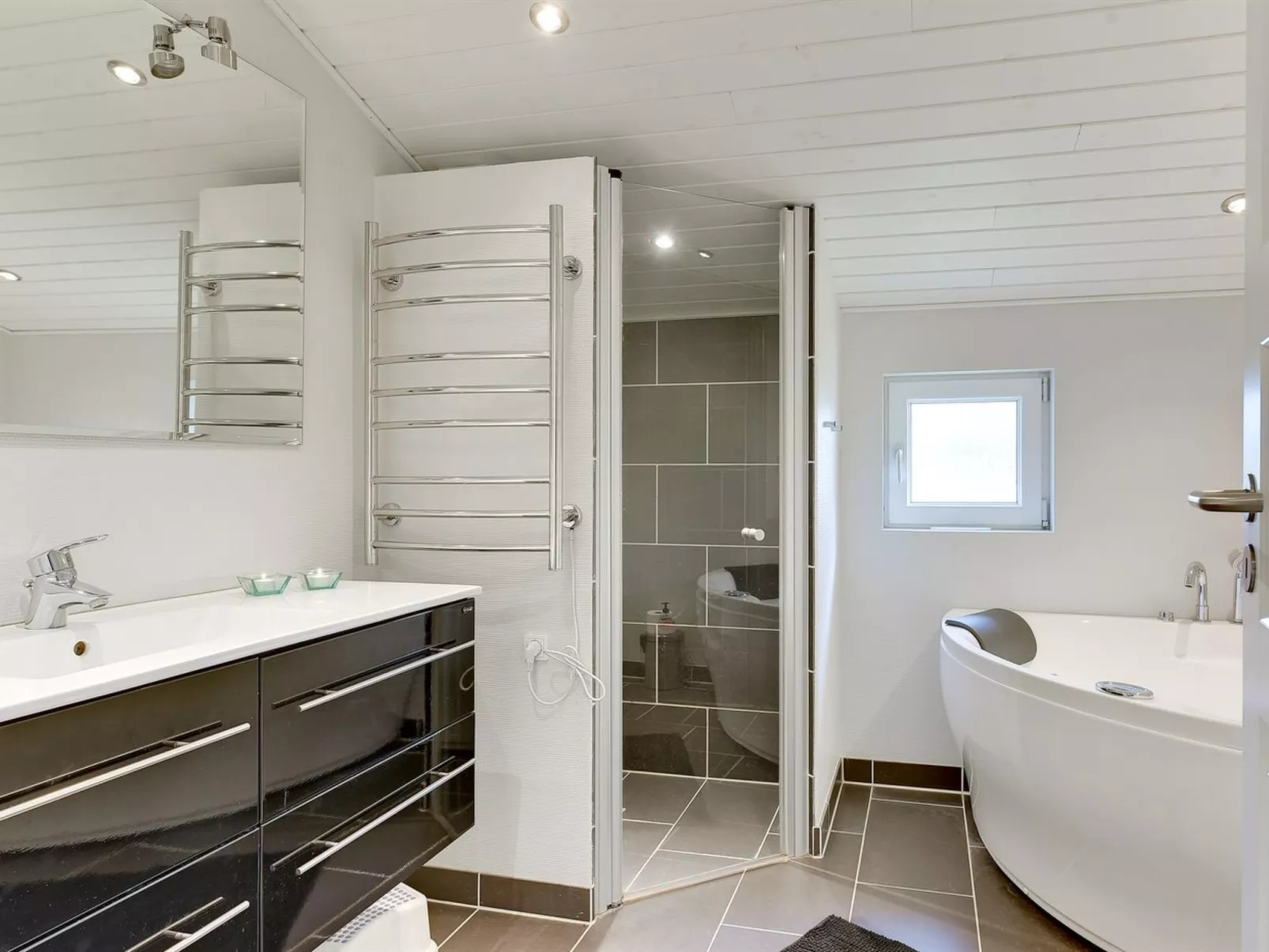 "Ajten" - 150m from the sea-Drinnen