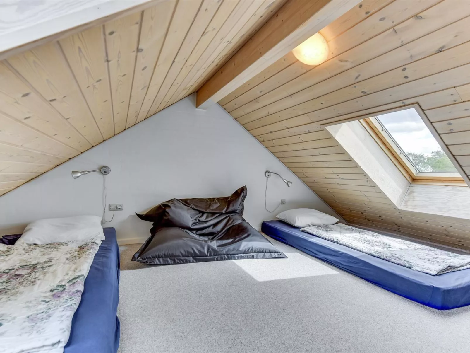 "Sigbritt" - 100m from the sea-Drinnen