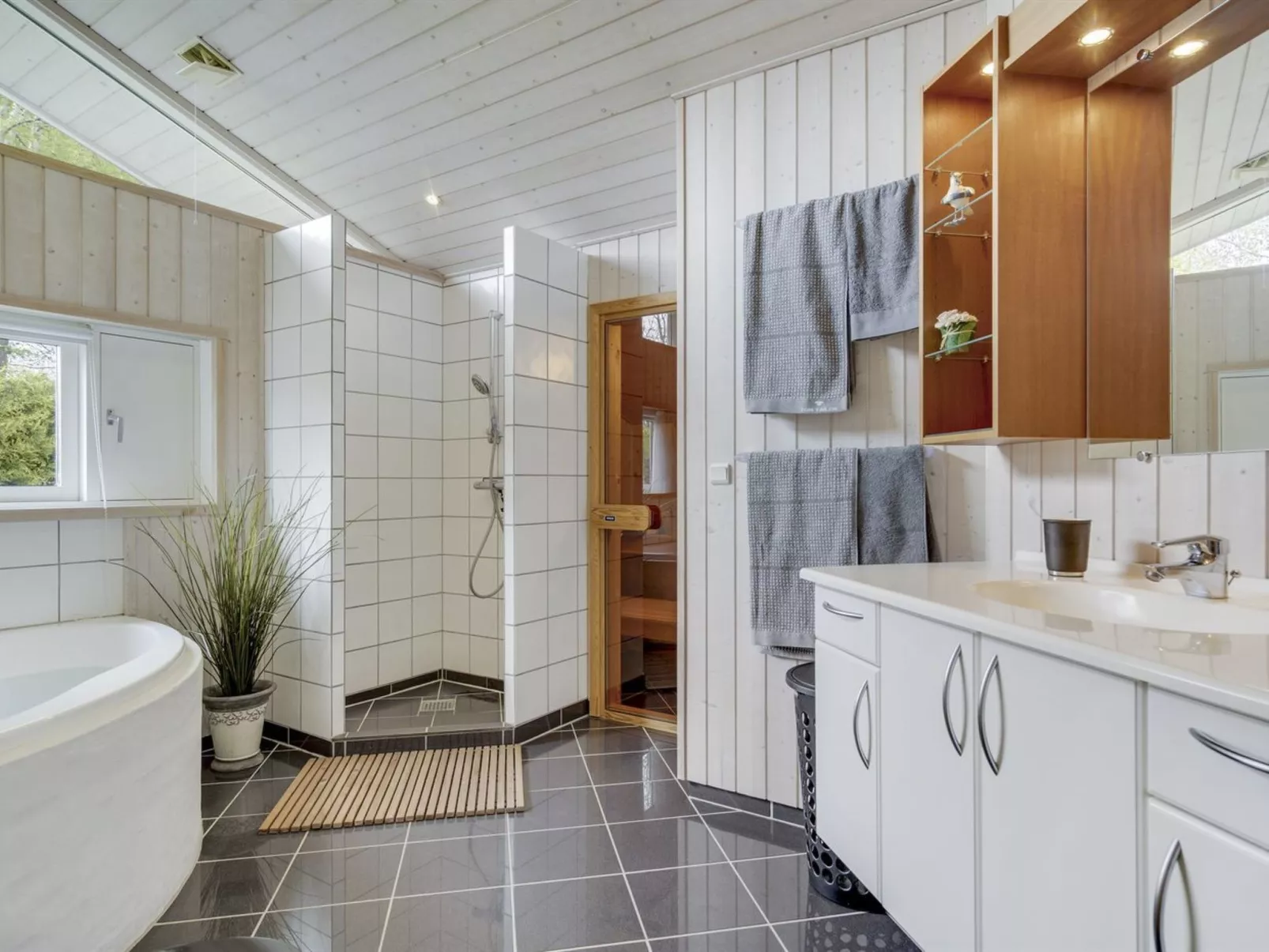 "Frithlef" - 900m from the sea-Inside