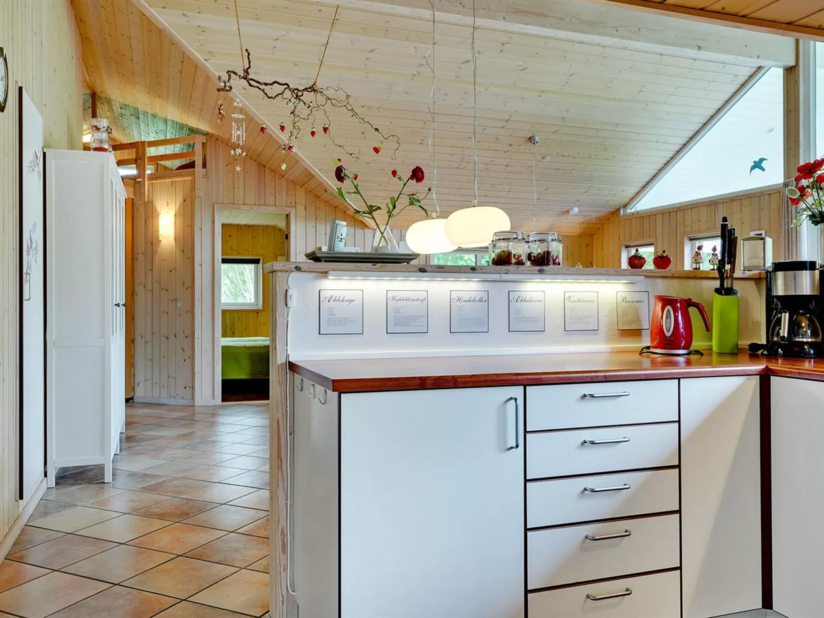 "Ulrikke" - 12km from the sea-Inside