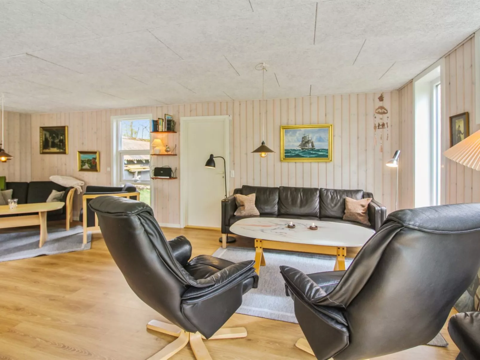 "Nielsine" - 1.5km from the sea-Dedans