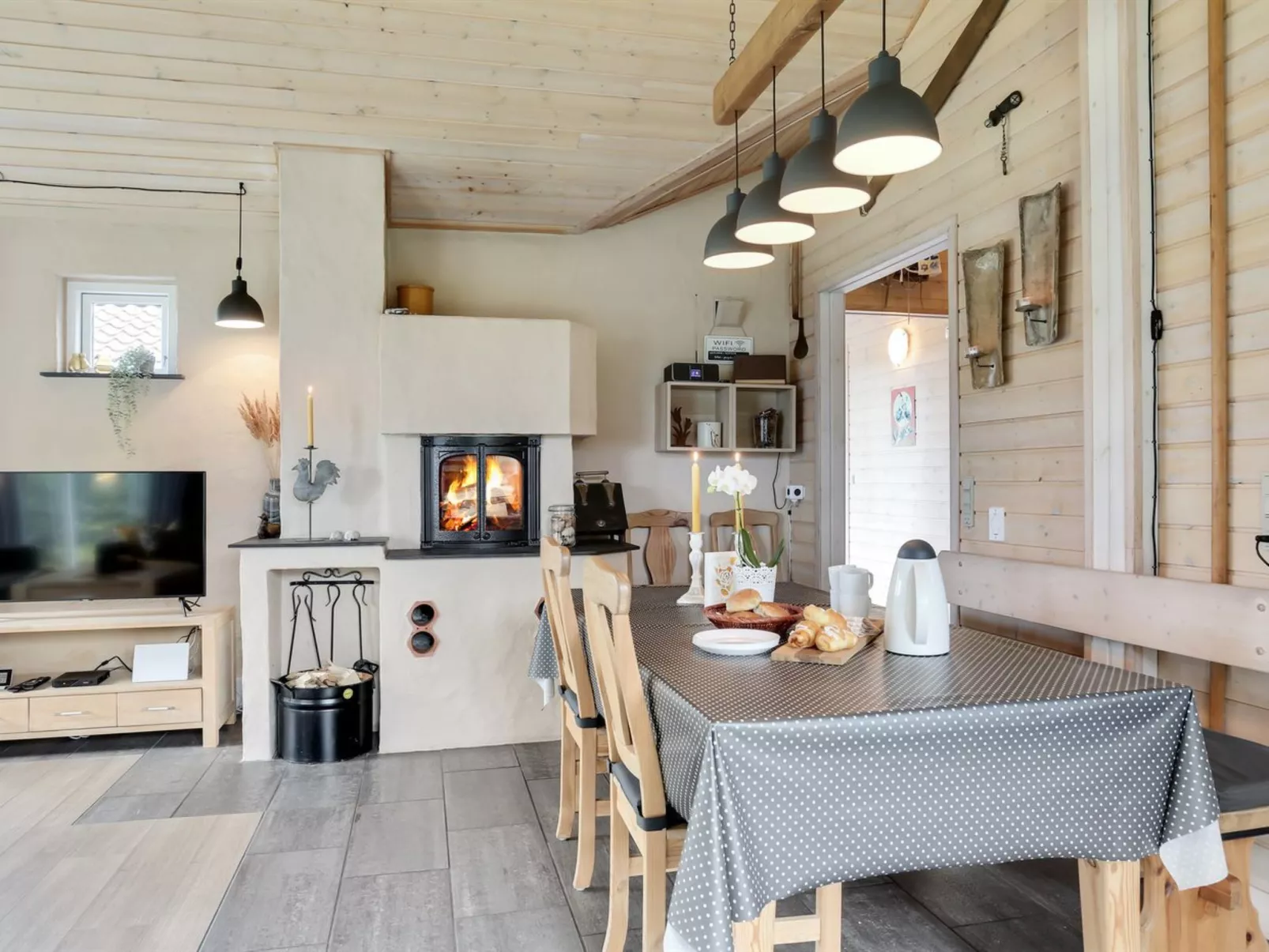 "Danijela" - 1.2km from the sea-Dedans