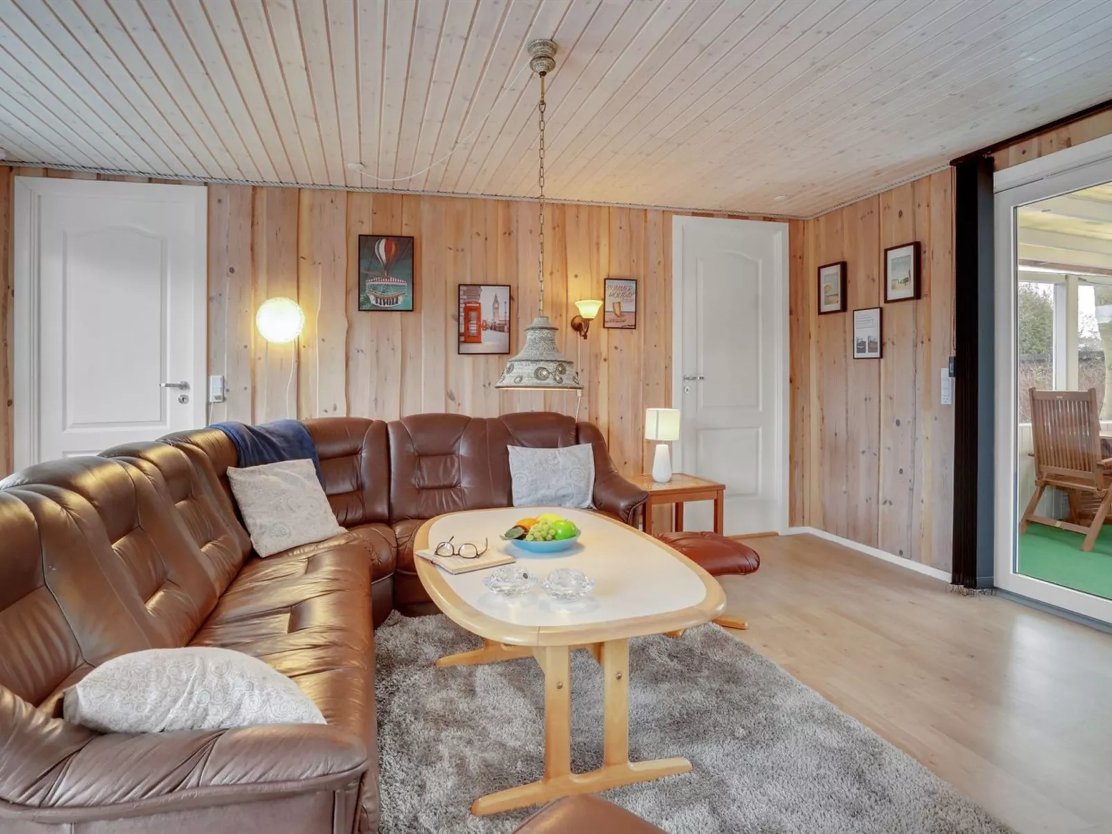 "Winona" - 300m from the sea-Drinnen