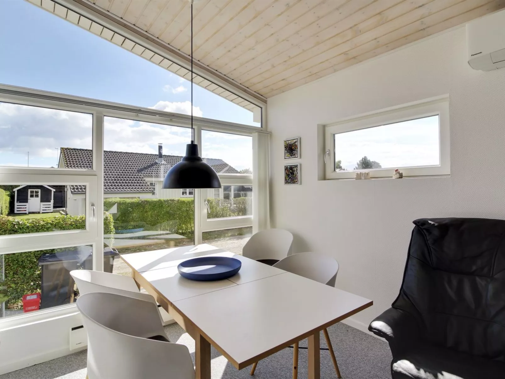 "Emmik" - 150m from the sea-Inside