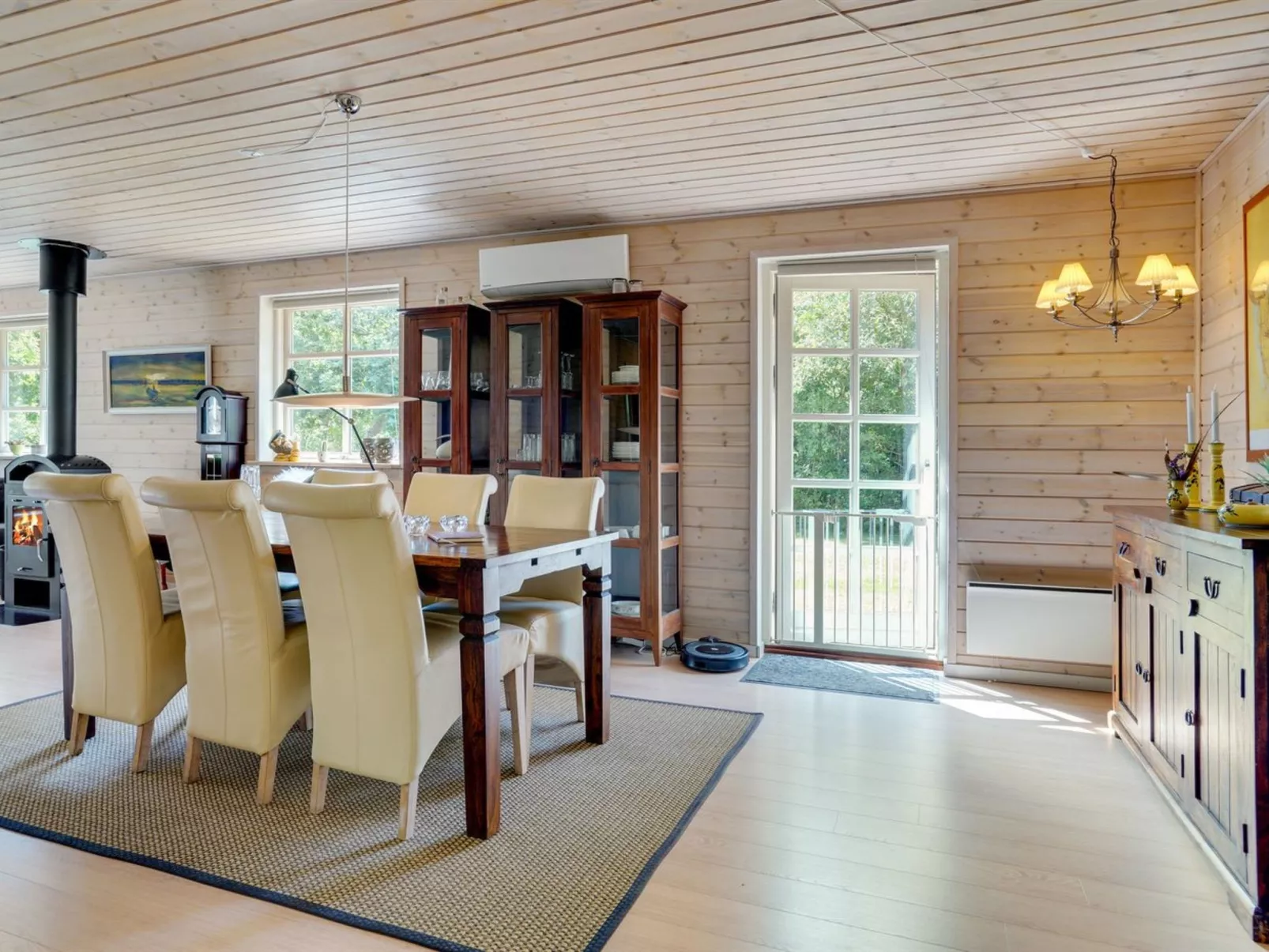 "Tian" -  from the sea-Inside