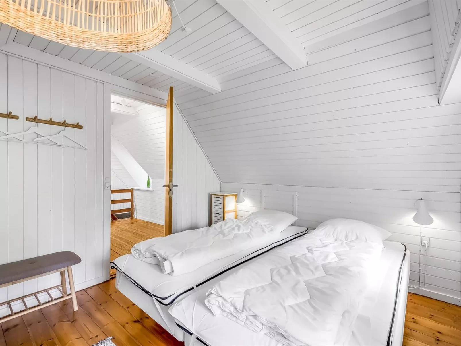 "Alkil" - 1.7km from the sea-Inside