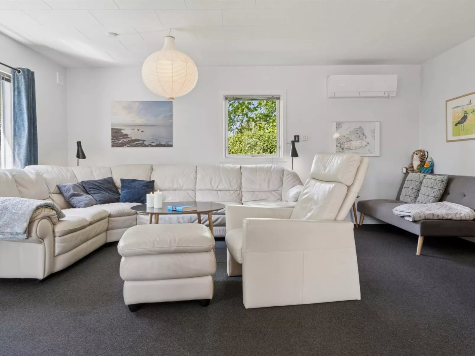 "Ømund" - 600m to the fjord-Inside