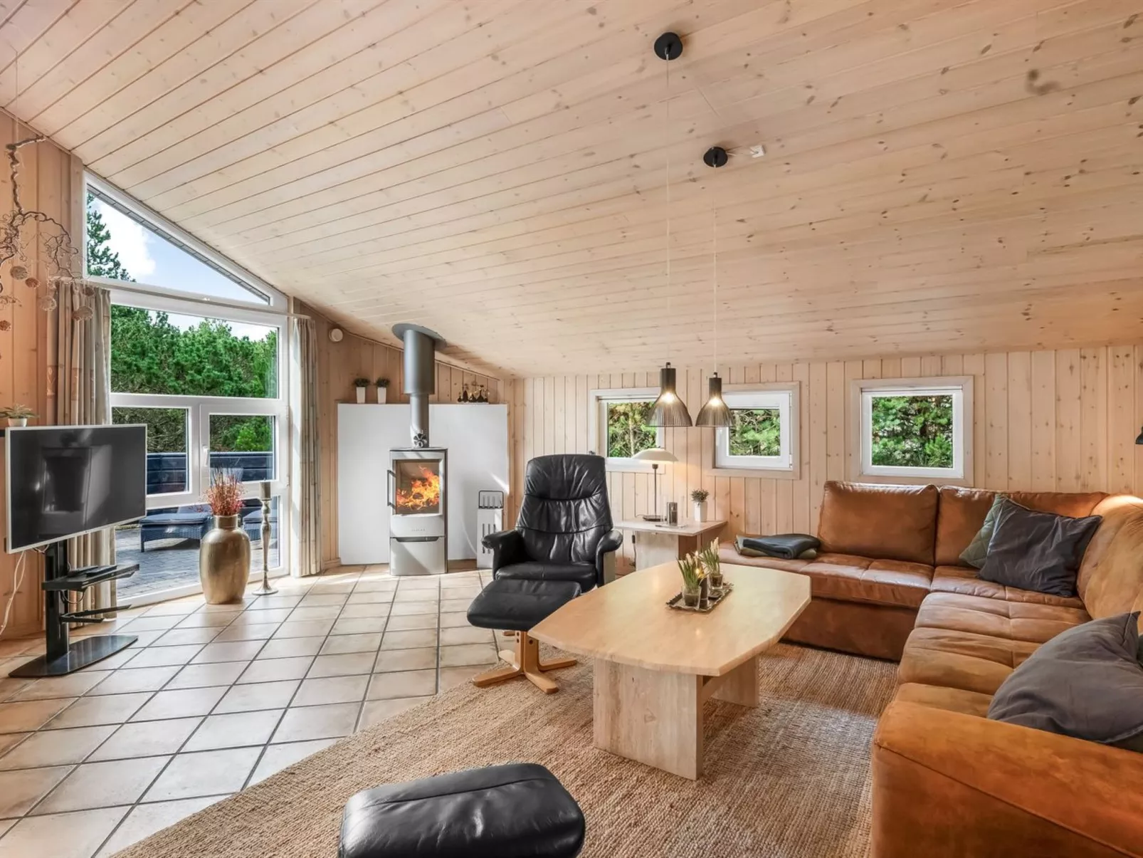 "Tule" - 1.2km from the sea-Dedans