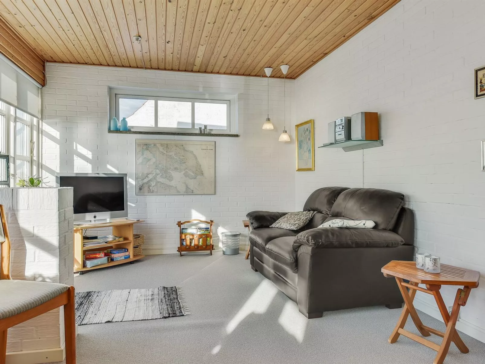 "Palnir" -  from the sea-Drinnen