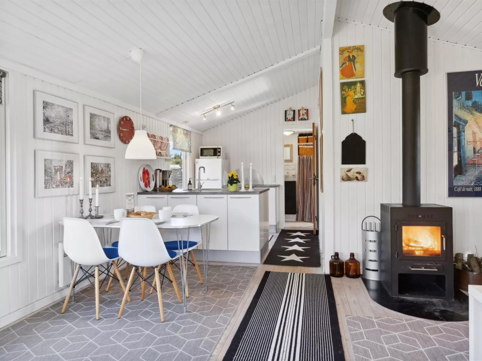 "Hellevi" -  from the sea-Inside