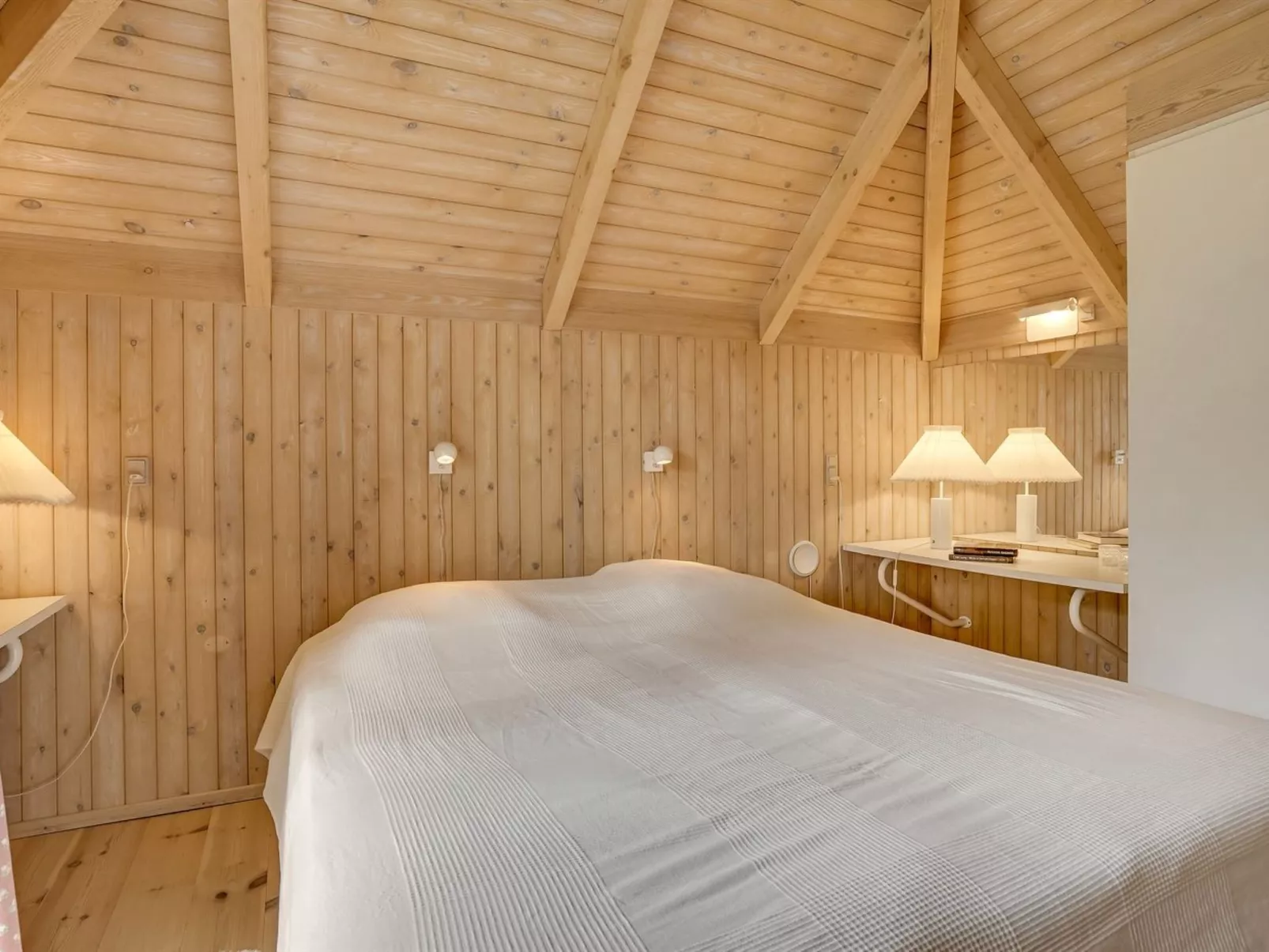 "Gunnie" - 1.1km from the sea-Drinnen