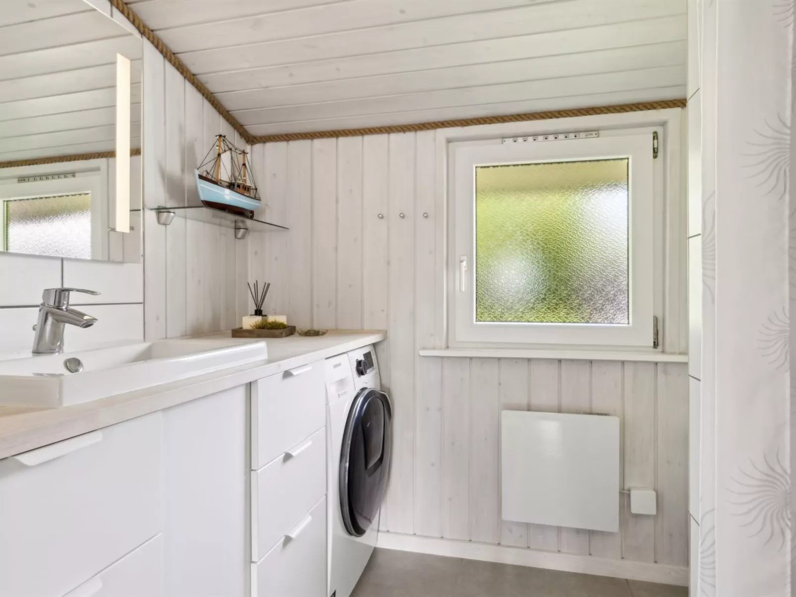 "Marli" - 700m from the sea-Drinnen