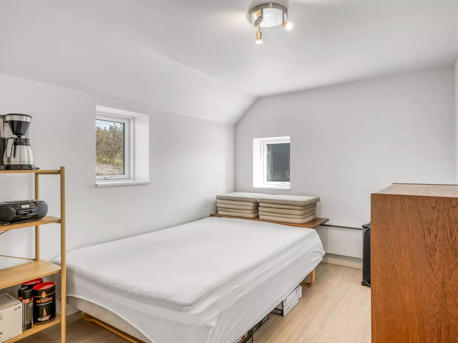 "Elisa" - 1.2km from the sea-Inside