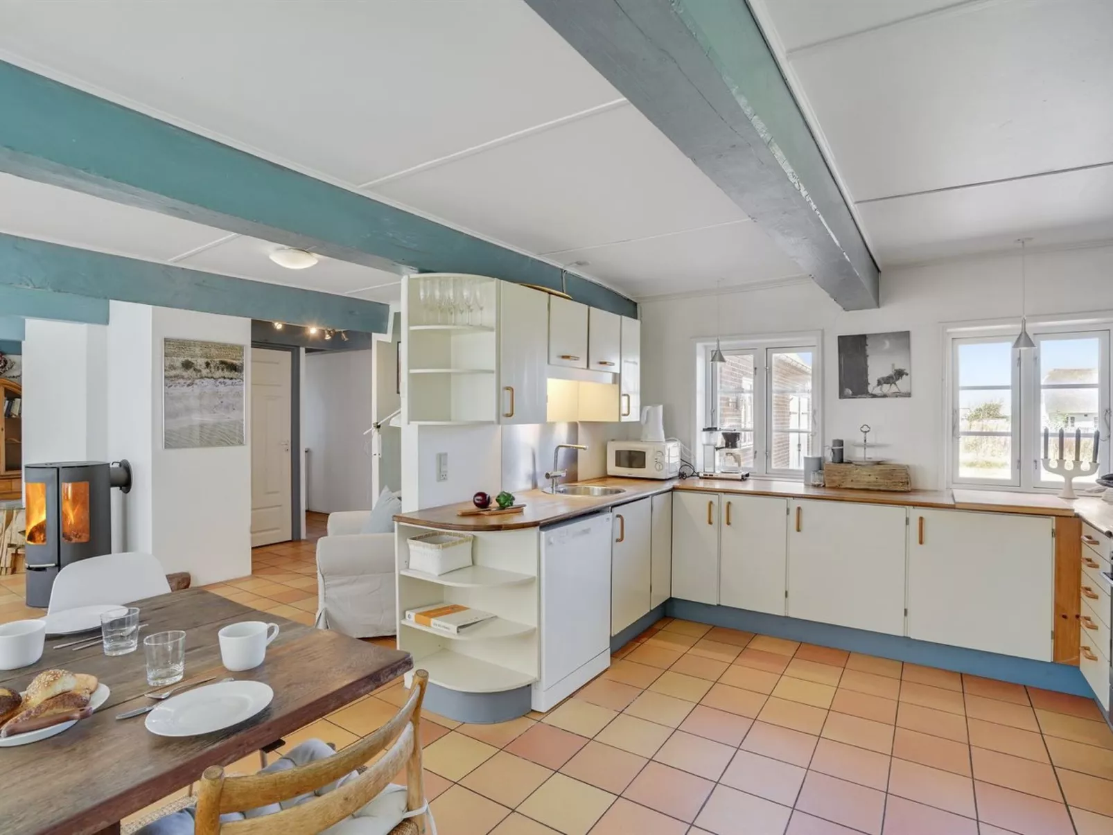 "Myra" - 18km from the sea-Inside