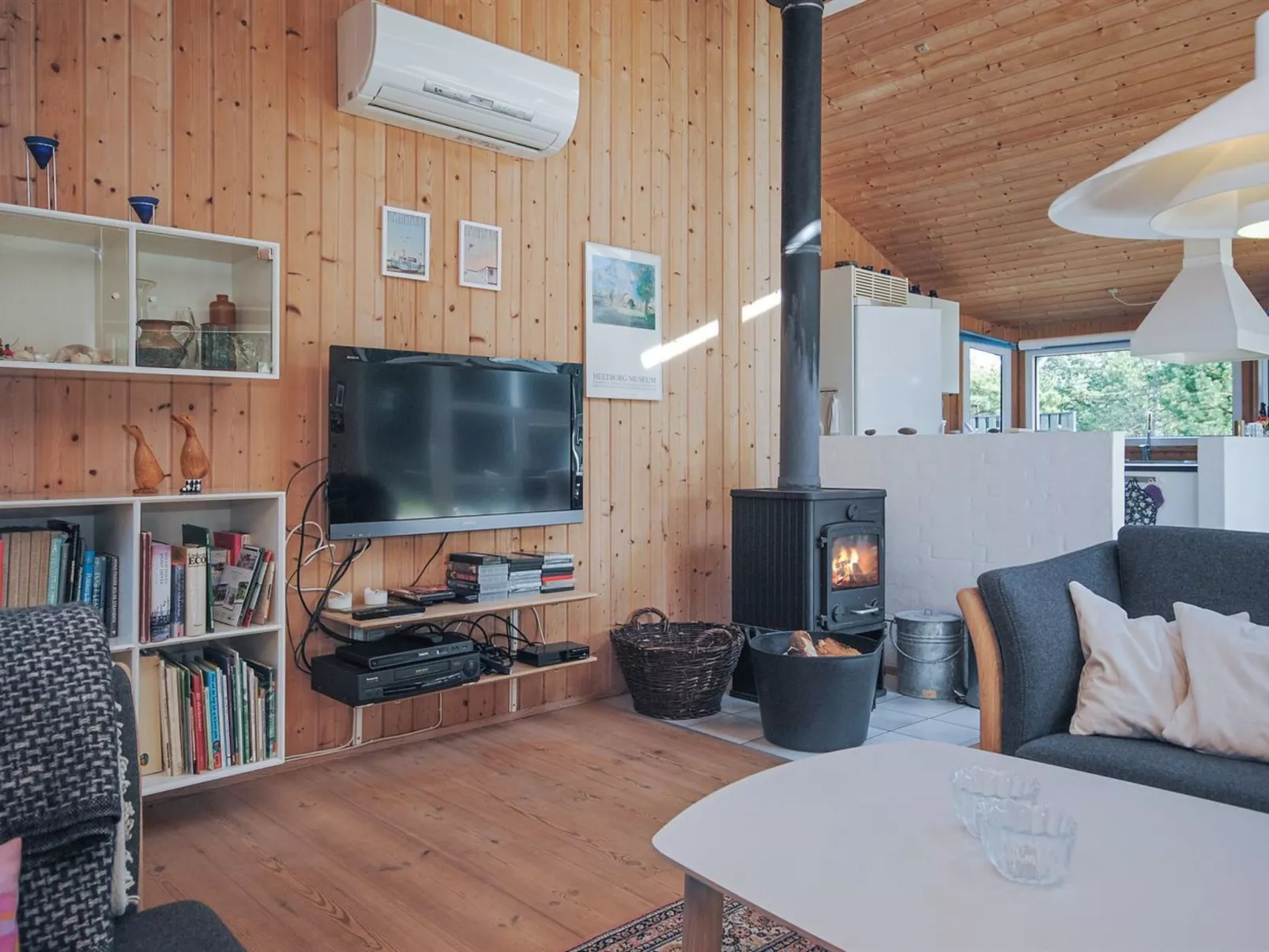 "Heggi" - 900m from the sea-Drinnen