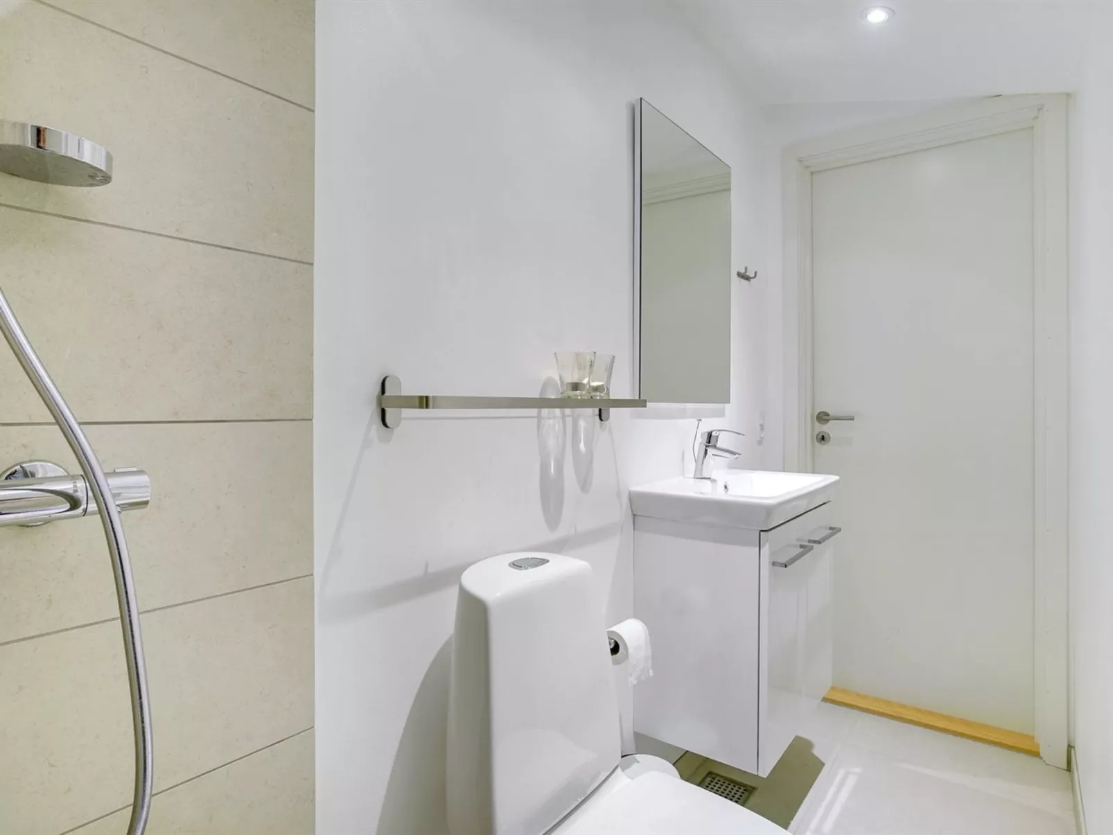 "Claudette" - 1km from the sea-Inside