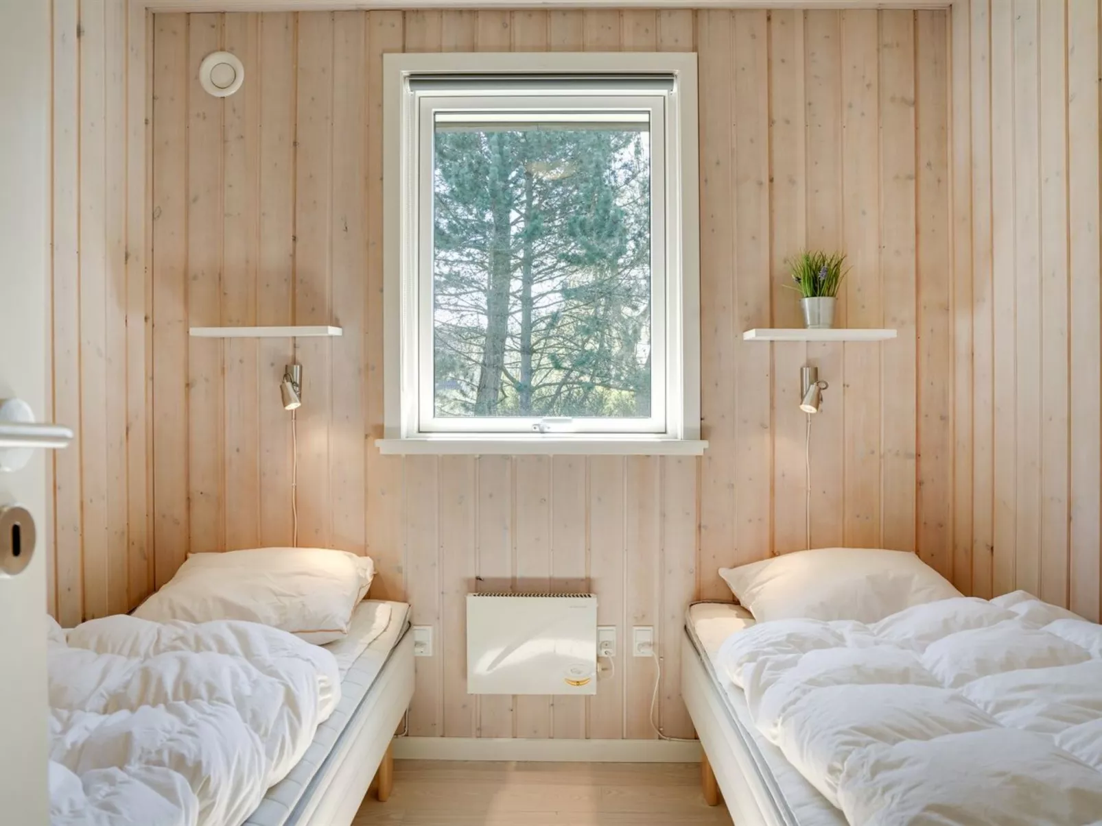 "Maira" - 150m from the sea-Drinnen