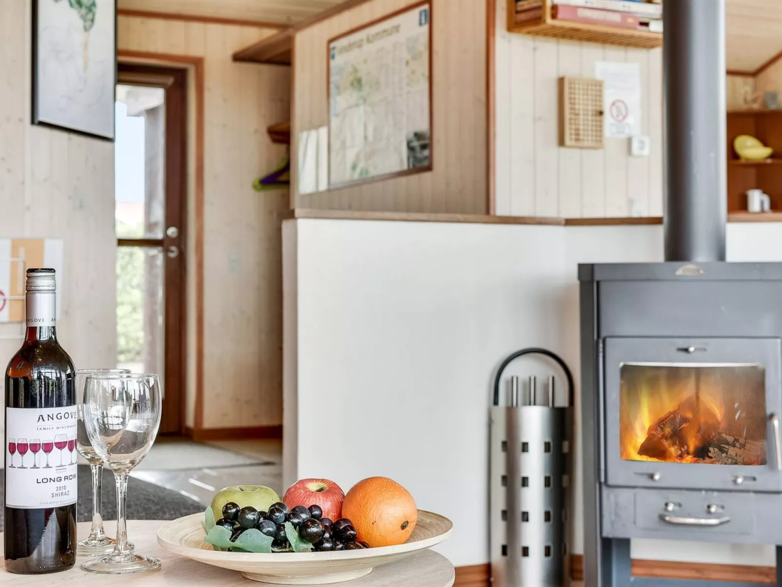 "Mervi" - 300m to the fjord-Dedans