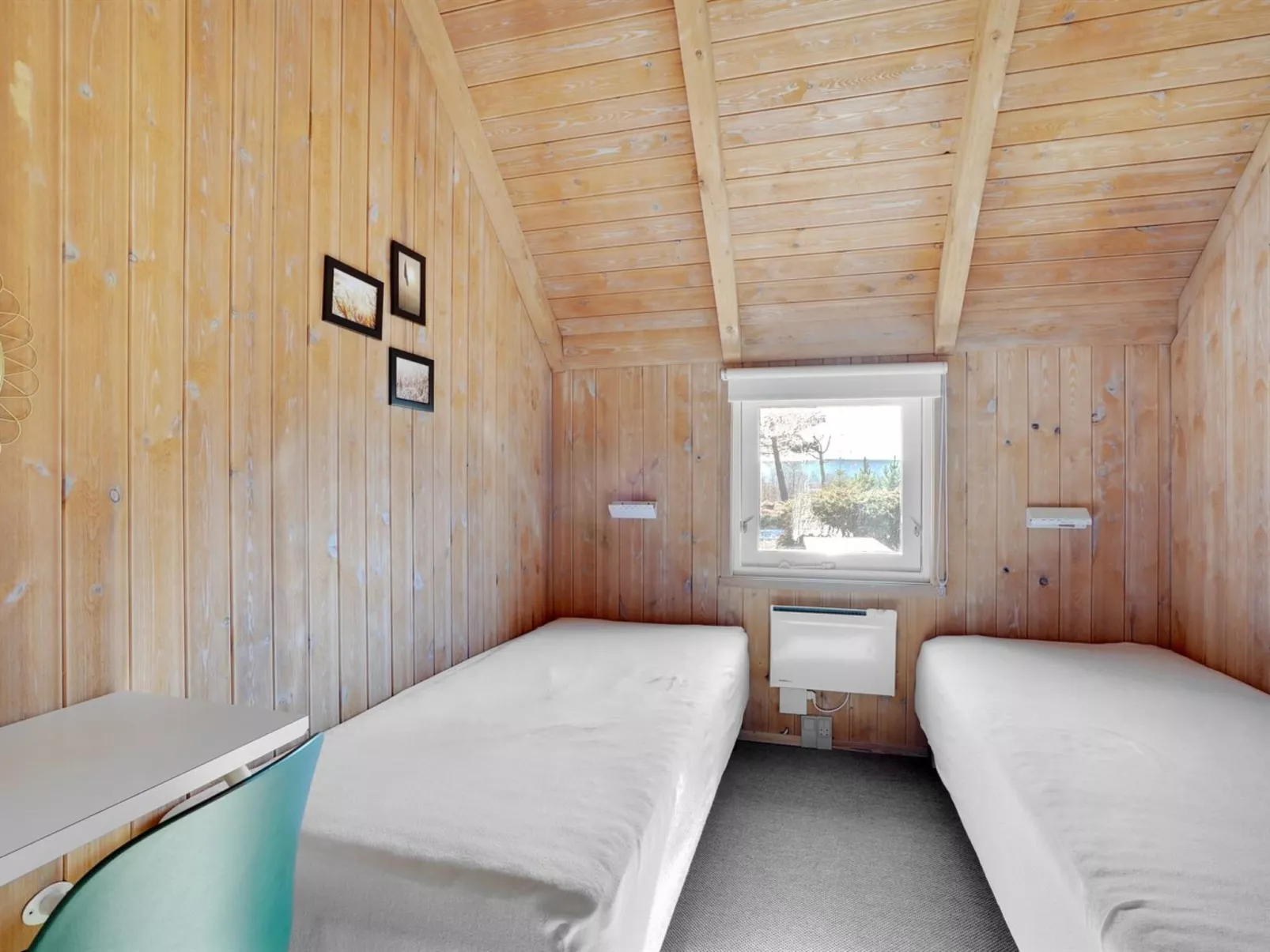 "Waldar" - 900m from the sea-Inside