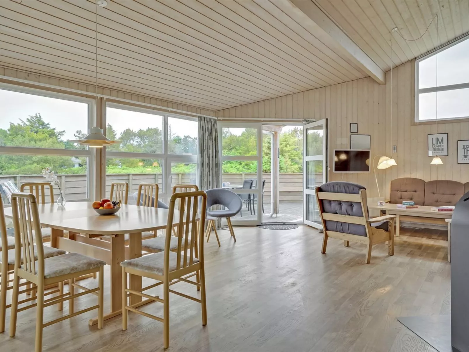 "Jerg" - 500m from the sea-Drinnen