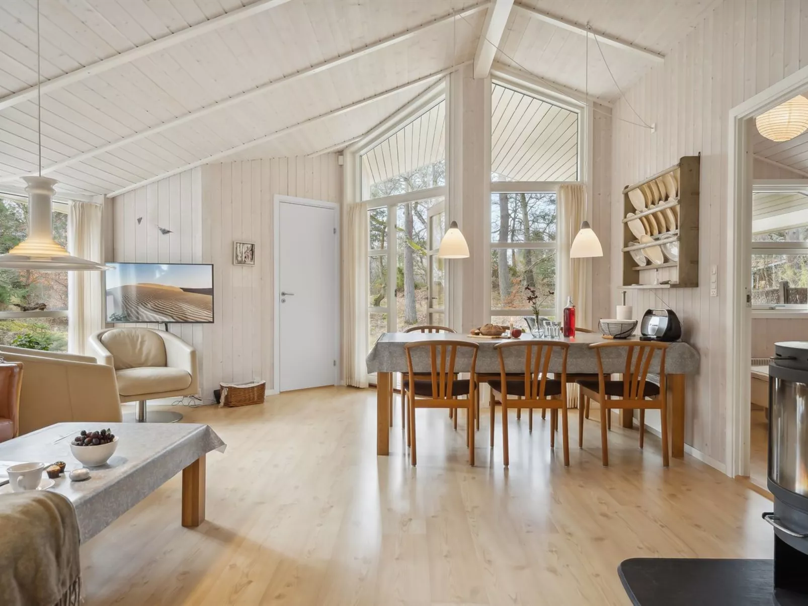 "Ros" - 350m from the sea-Inside