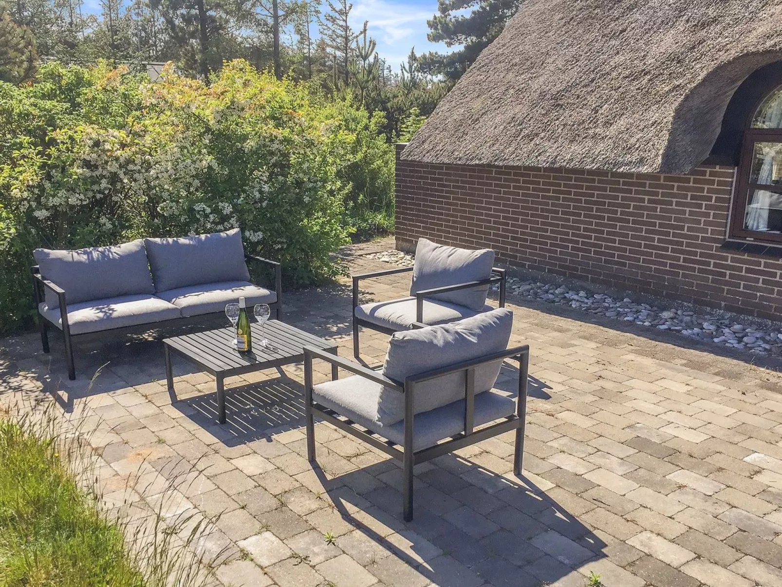 "Ilva" - 300m to the fjord-Outside