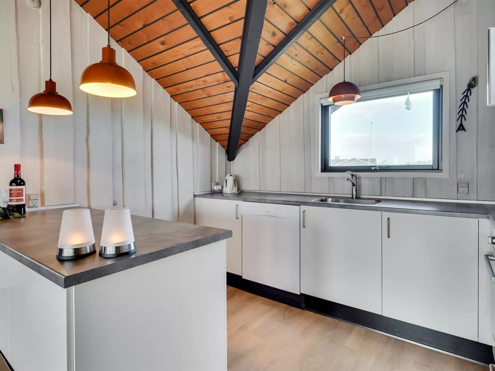 "Ardan" -  from the sea-Inside