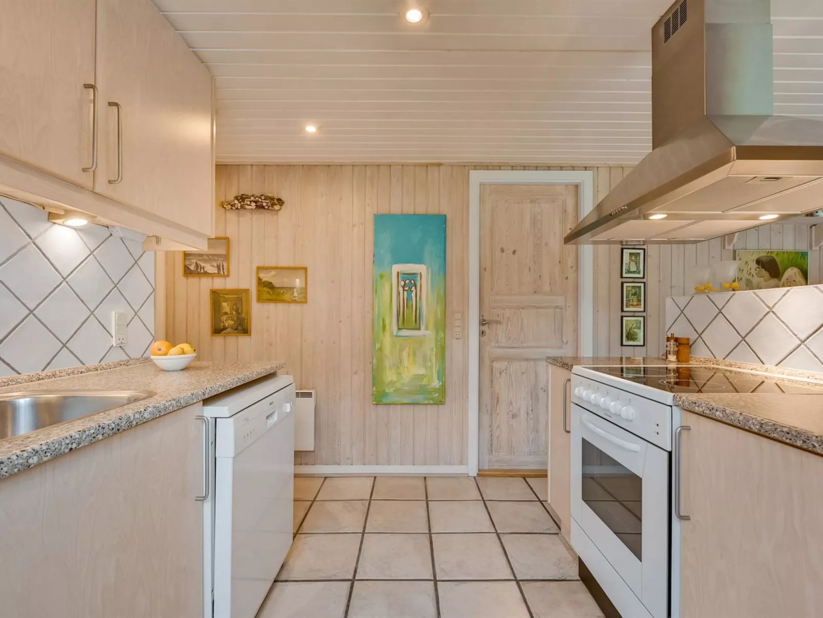 "Arnelung" - 1.9km from the sea-Dedans