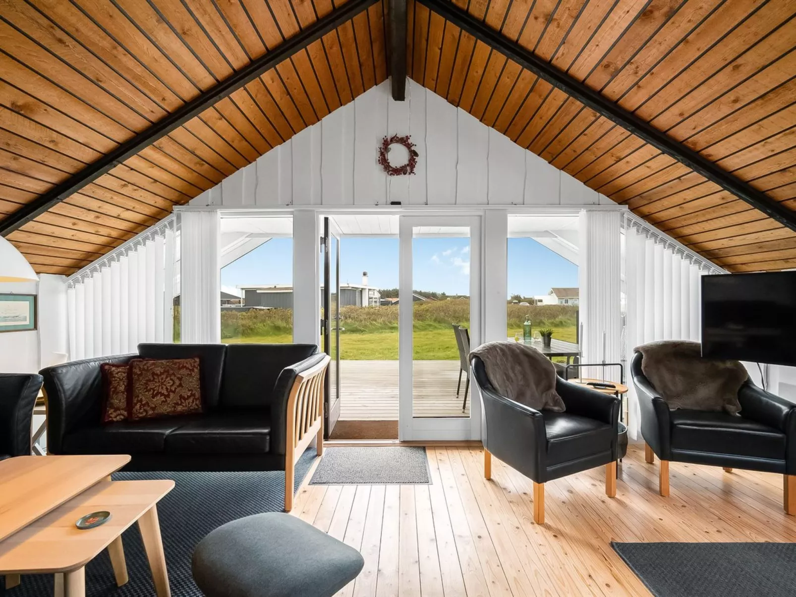 "Olesia" - 250m from the sea-Inside