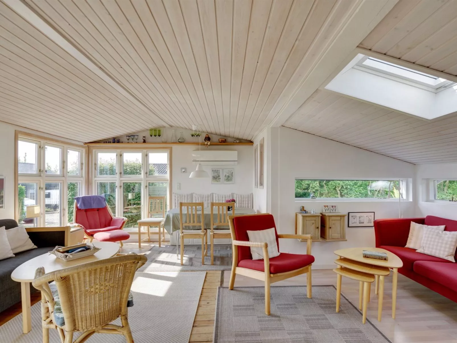 "Arnette" - 150m from the sea-Inside