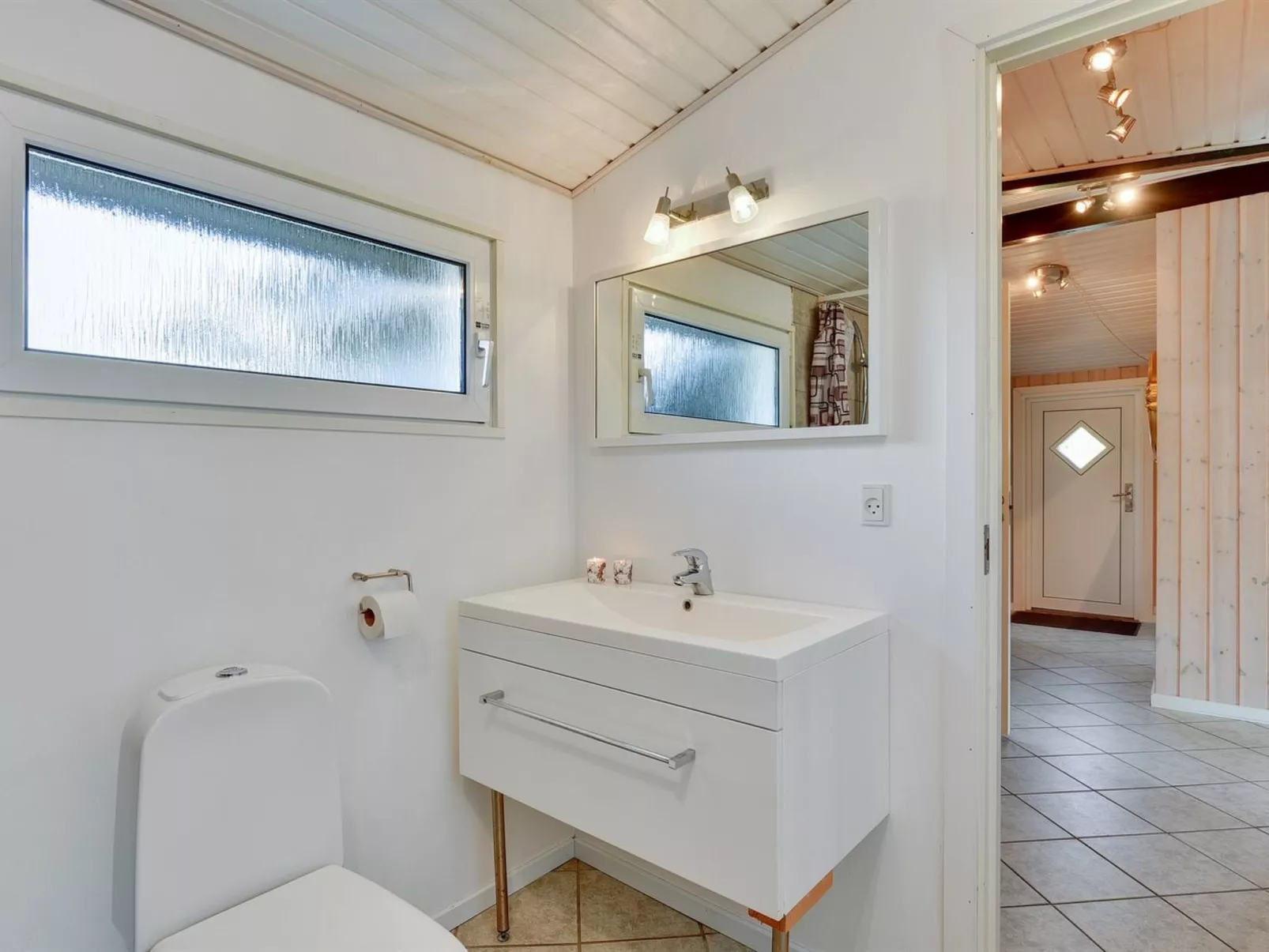 "Jess" -  from the sea-Inside