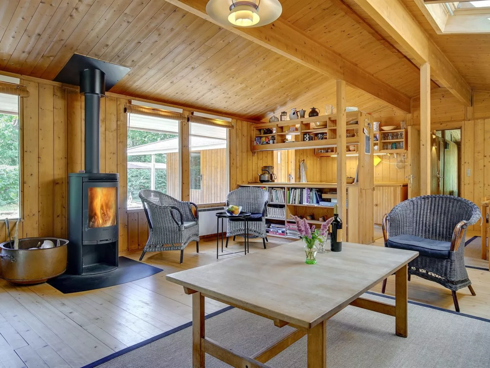 "Myrra" - 10m from the sea-Inside