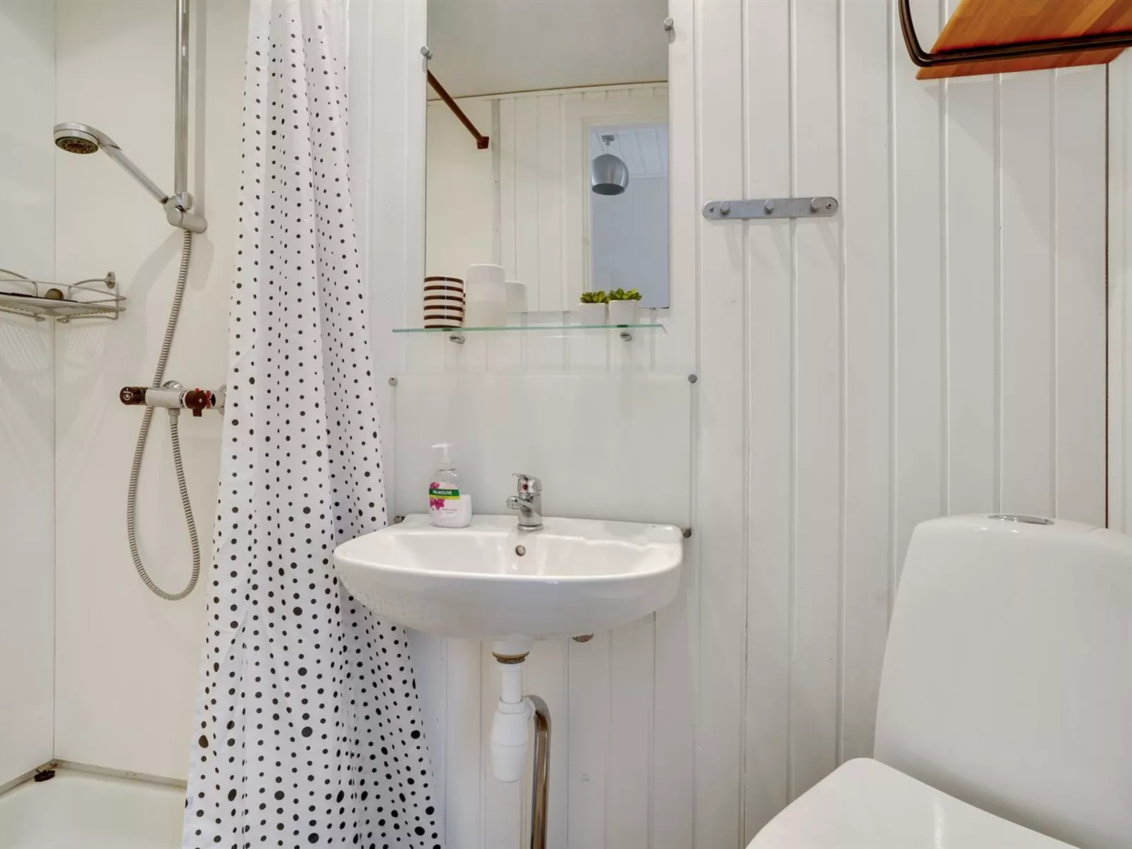 "Tofan" - 100m to the fjord-Dedans